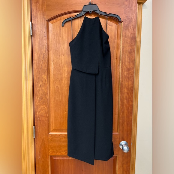 Keepsake black midi crepe dress with gold necklace - Picture 3 of 8